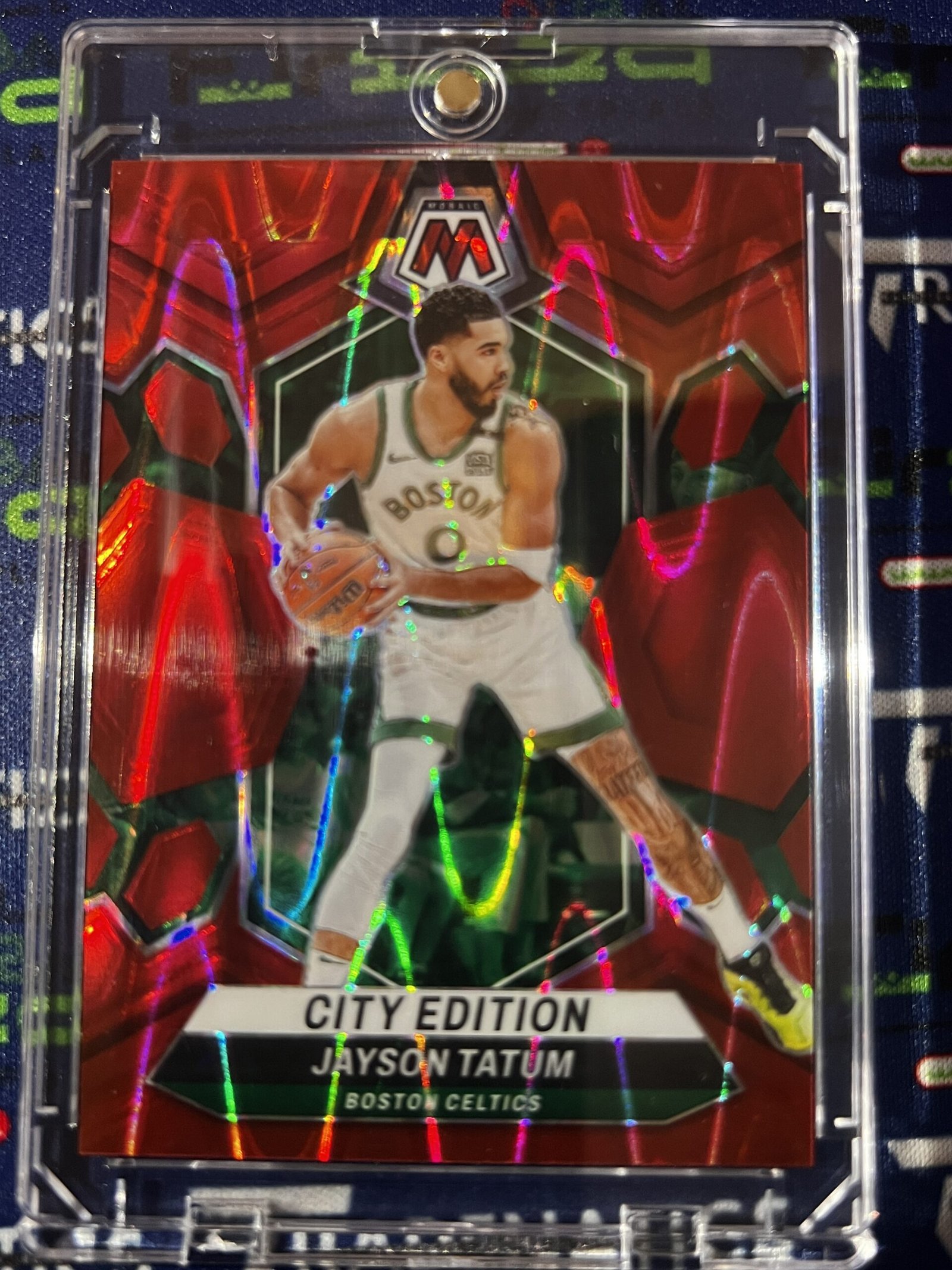 2023-24 Panini Mosaic - Jayson Tatum /299 Red Seismic Prizm #284 Celtics NBA