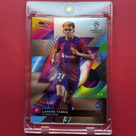 Topps Finest UCC 2023-24 Lamine Yamal FC Barcelona RC Rookie #50 UCL